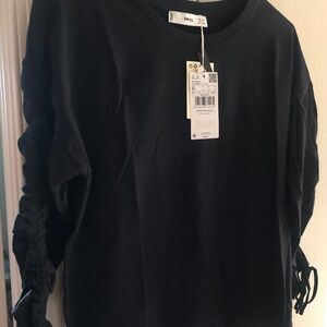 Mango Women Long Sleeves Top New With Tag Size M